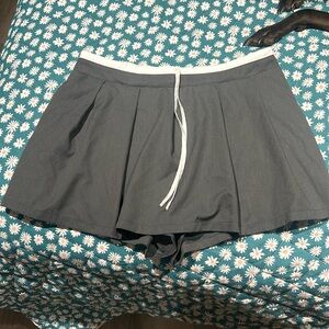 Super cute, skort